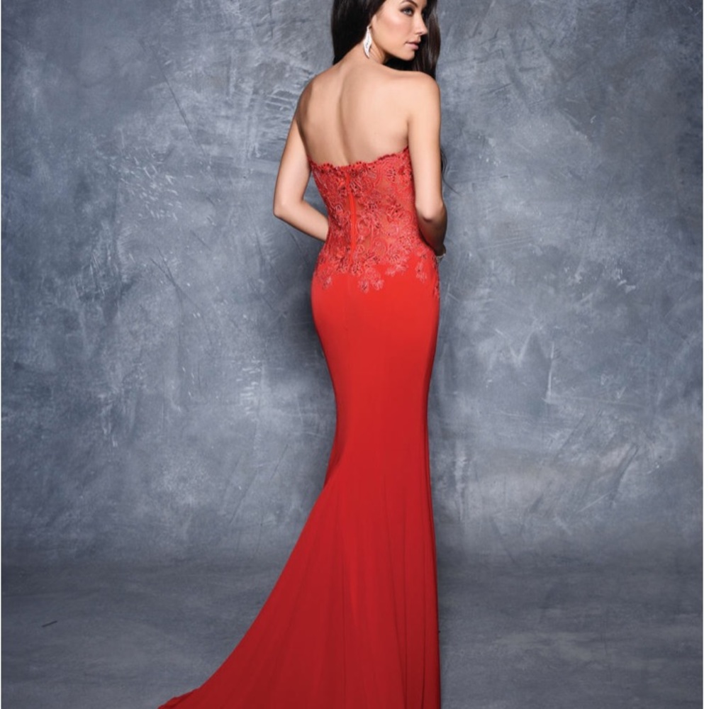 Nina Cancci 7357 Red (Formal Prom) Dress Size 2